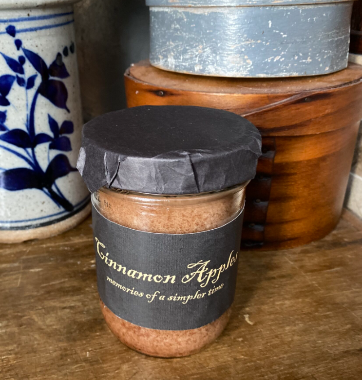 #BLCA CINNAMON APPLES Jar Candle By Black Label Candles